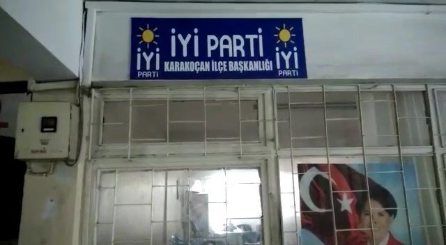 Elazığ’da İ̇yi̇ Parti İlçe Binasında Hırsızlık