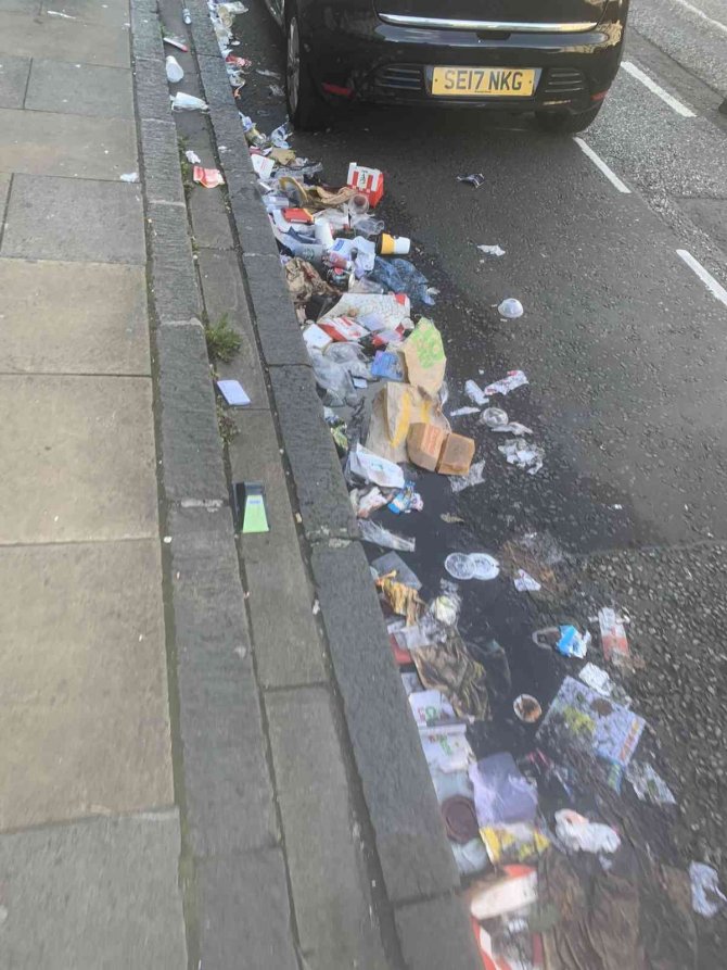 Edinburgh’ta Temizlik İşçilerinin Grevi 6 Gündür Sürüyor