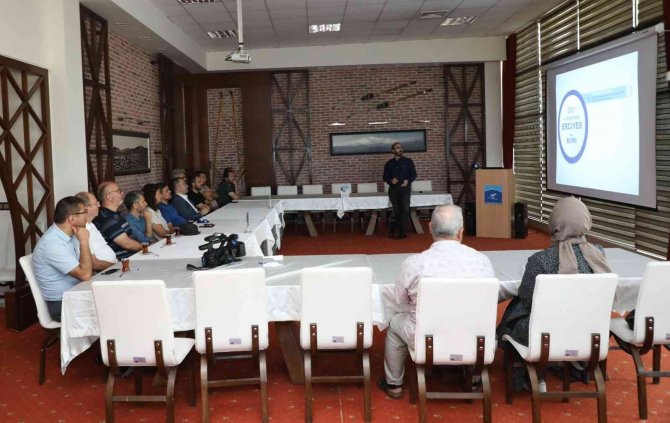 Kayü Teknik Bilimler Myo, Kayseri Erciyes A.ş. İle İşbirliği İçin Sahada