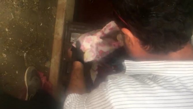 Kömürlükten Kilolarca Uyuşturucu Çıktı