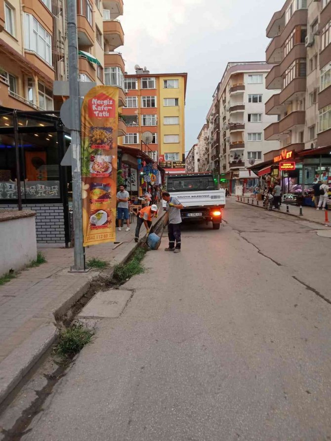 Yalova Belediyesi’nden Sağanak Yağış Tedbiri