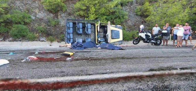 Marmaris’teki Feci Kazada Ölenlerin Cenazeleri Morga Kaldırıldı