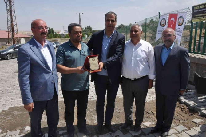 Bulanık Mezarlığı Yenilendi