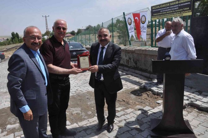 Bulanık Mezarlığı Yenilendi