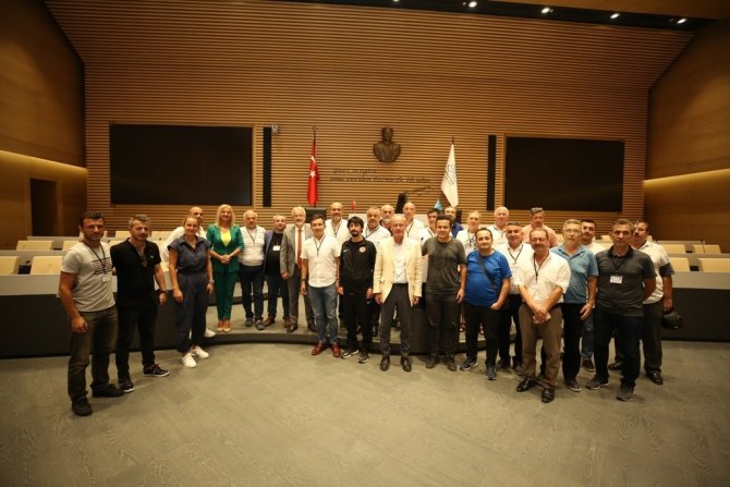 Başkan Erdem: Amatör Spor Kulüplerini Ayakta Tutmak İçin Çalışıyoruz