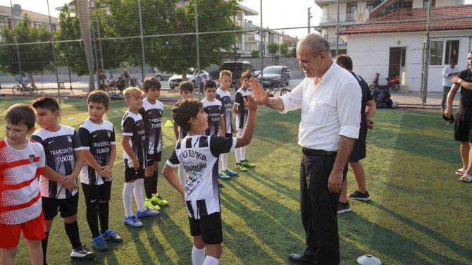 Başkan Uzundemir’e Spora Katkı Teşekkürü