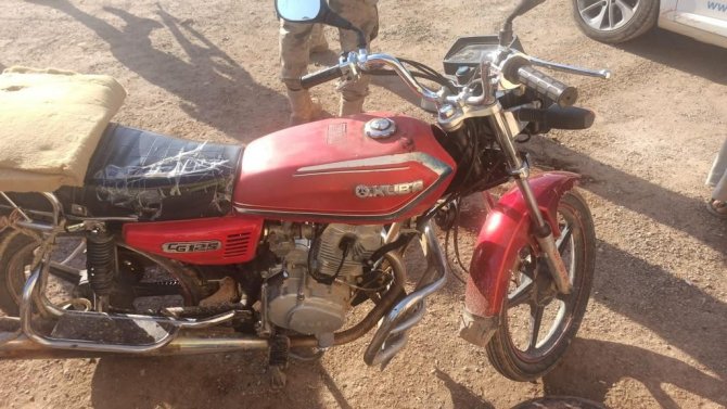 Şanlıurfa’da Çalıntı 2 Motosikleti Jandarma Buldu