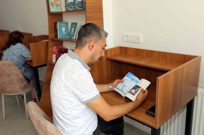 Semt Kütüphanesi Ve Sosyal Yaşam Merkezi Hizmete Girdi
