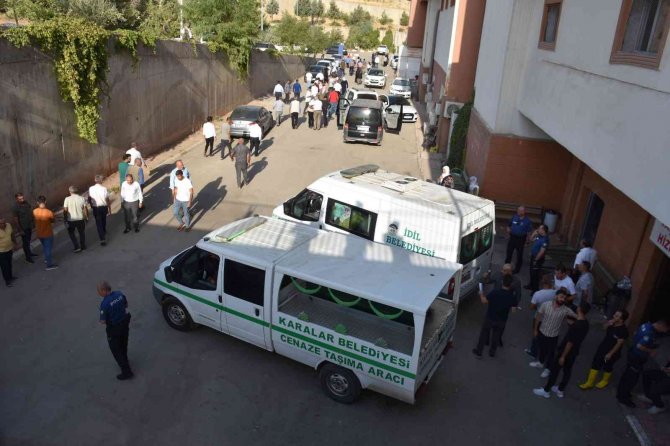 Şırnak’ta Eşini Ve Üç Kızını Öldüren Zanlı Tutuklandı