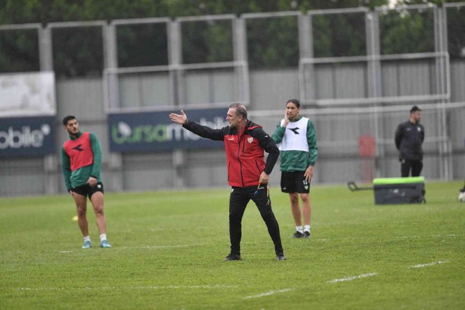 Bursaspor Hücum Çalıştı