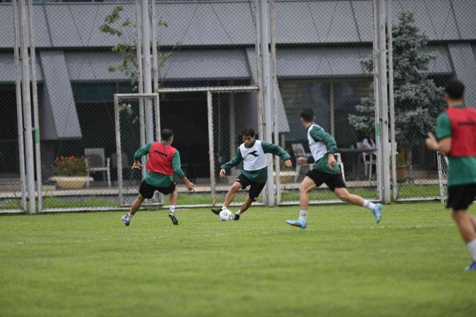 Bursaspor Hücum Çalıştı
