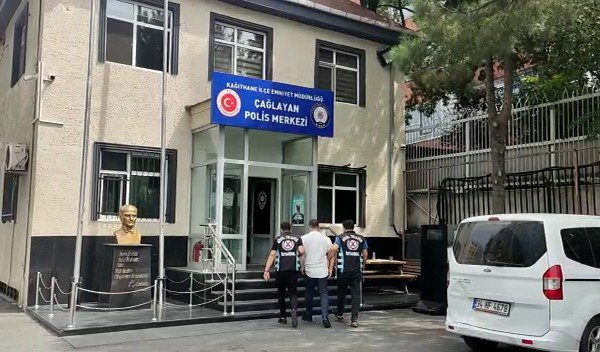 İ̇stanbul’da Asker Eğlencesinde Yol Kapatan Şüpheliler Yakalandı