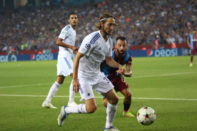Uefa Şampiyonlar Ligi: Trabzonspor: 0 - Fc Kopenhag:0 (İ̇lk Yarı)