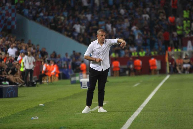 Uefa Şampiyonlar Ligi: Trabzonspor: 0 - Fc Kopenhag:0 (İ̇lk Yarı)