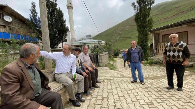 Vali Epcim Tarihinde İlk Kez Asfaltla Buluşan 2600 Rakımlı Köylerde İncelemelerde Bulundu