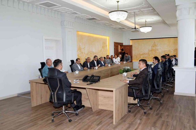 Van Sahipsiz Hayvanları Koruma Birliği İlk Toplantısını Yaptı