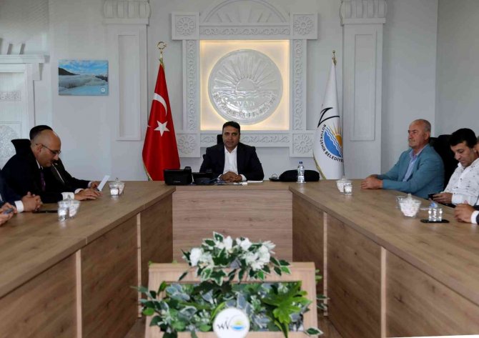 Van Sahipsiz Hayvanları Koruma Birliği İlk Toplantısını Yaptı