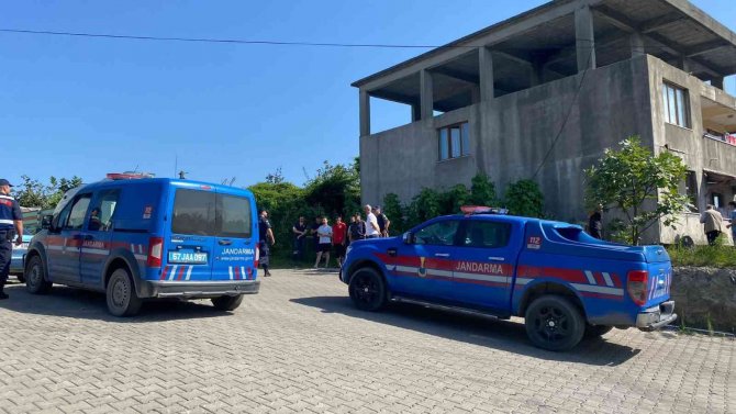 Madende Göçük İhbarı Ekipleri Harekete Geçirdi