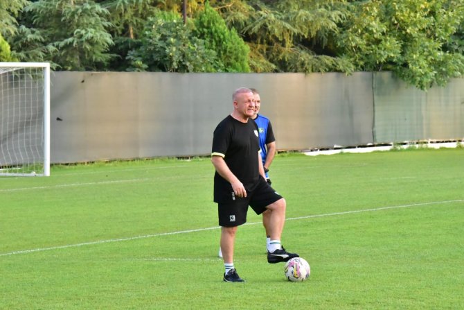 Denizlispor, Manisa Deplasmanında Puan Hesapları Yapıyor