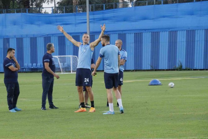 Montella’dan "Var" Tepkisi