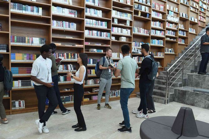 17 Ülkeden Gelen Öğrenciler Altındağ’da