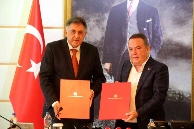 Bir Dönemin Kültür Noktası Olan ’Vatan Kahvesi’ Açılıyor