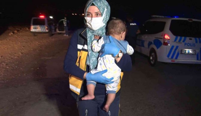 Antalya’da 9 Aylık Bebeği Evin Kapısına Bıraktılar