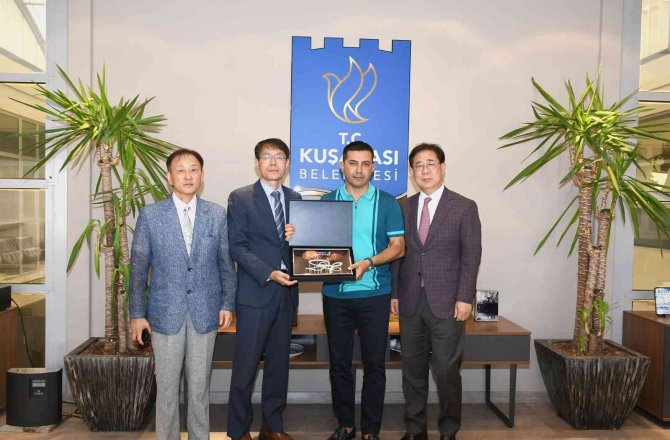 Başkan Günel, Pohang Belediyesi Heyetini Ağırladı