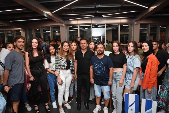 Başkan Yazıcı, Üniversiteye Yerleşen Tuzgem Öğrencilerinin Mutluluklarına Ortak Oldu