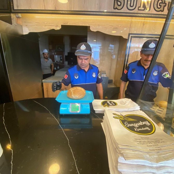 Zabıta Ekipleri Pastane Ve Fırınları Denetledi