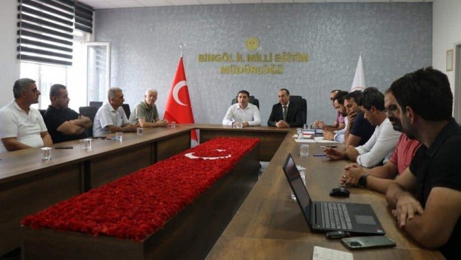 Vali Yardımcısı Kaya: "Kaliteli Eğitim İçin Yoğun Bir Mesai Sarf Etmeliyiz”