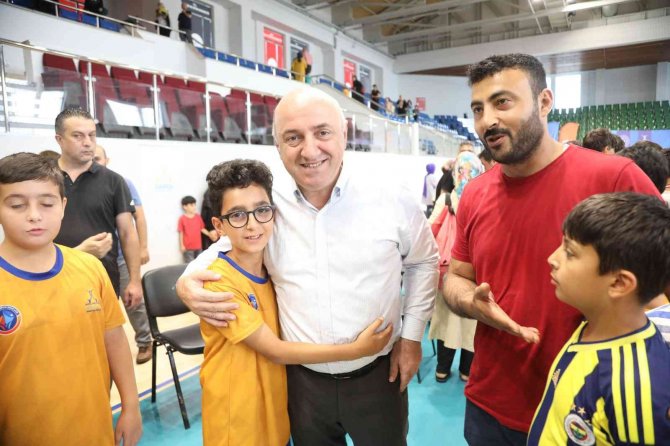 Darıca’da 9 Branşta 3 Bin 689 Öğrenci Eğitim Aldı