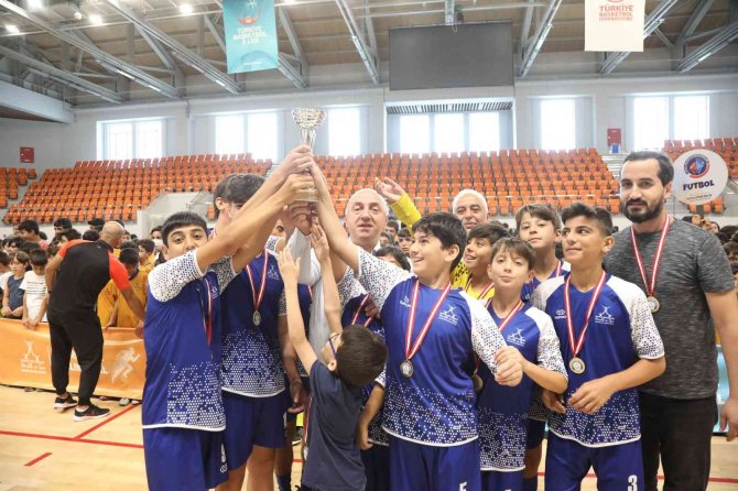 Darıca’da 9 Branşta 3 Bin 689 Öğrenci Eğitim Aldı