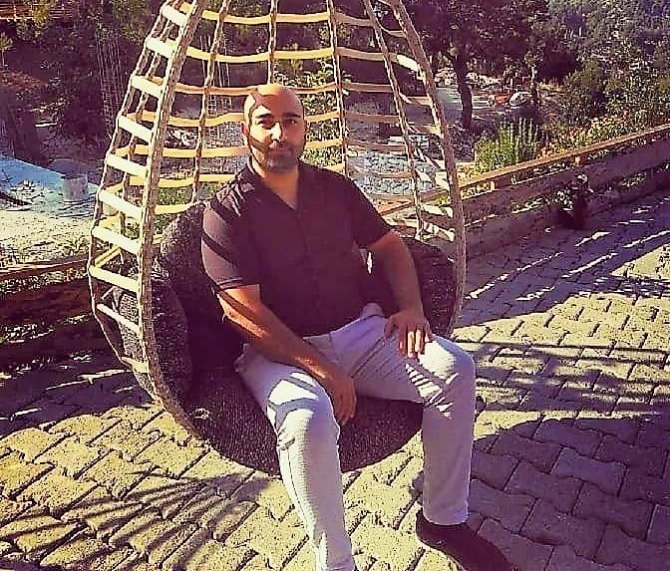 Sağlık Çalışanı Evinde Ölü Bulundu