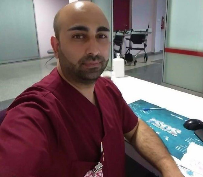 Sağlık Çalışanı Evinde Ölü Bulundu