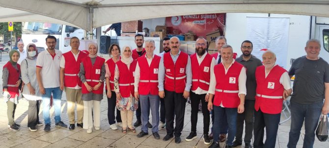 Binlerce Denizlili Aşure Hayrında Buluştu