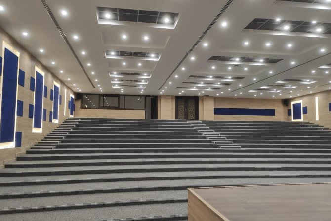 Paü’de Konferans Salonuna Melek Sözkesen’in İsmi Verildi