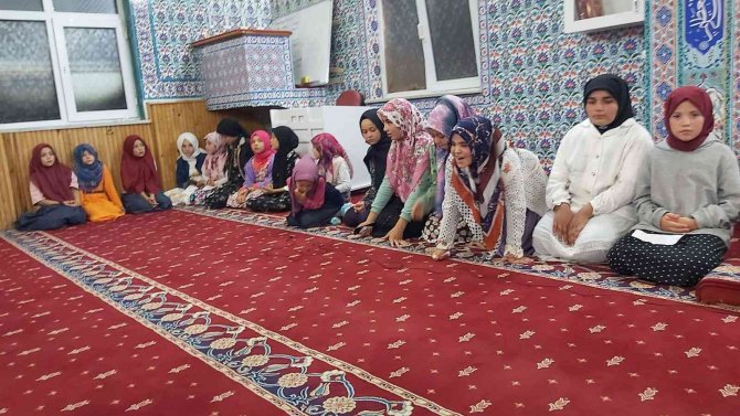 Hisarcık’ta Yaz Kur’an Kursu Hatim Programı