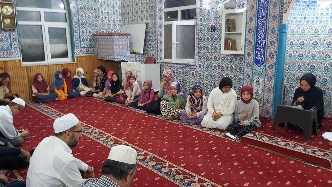 Hisarcık’ta Yaz Kur’an Kursu Hatim Programı