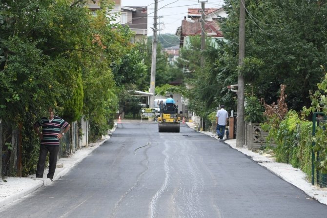 Emekevler’e 335 Ton Asfalt