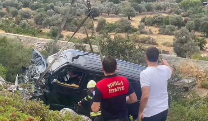 İ̇brahim Tatlıses’in Yardımına Dargın Olduğu Oğlu Koştu