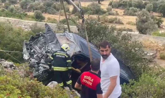 İ̇brahim Tatlıses’in Yardımına Dargın Olduğu Oğlu Koştu