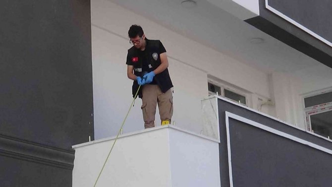 Kilis’te İnşaattan Düşen İşçi Yaralandı