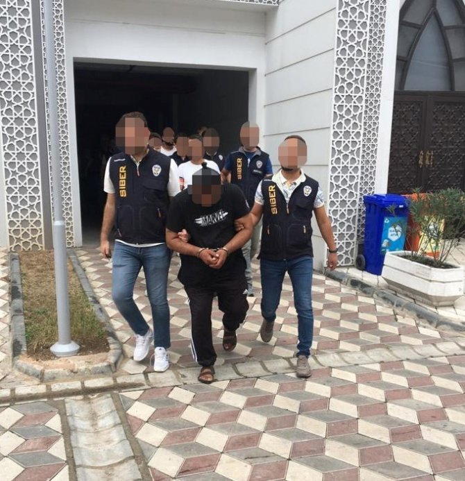 Sosyal Medyada Düşük Kredi Yalanıyla Dolandırıcılık Polise Takıldı