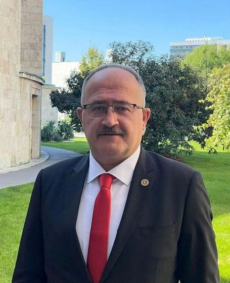 Bakan Soylu, Tbmm’de Görevli Polis Memuru Ve Eşinin Trafik Kazasında Vefa Ettiklerini Duyurdu