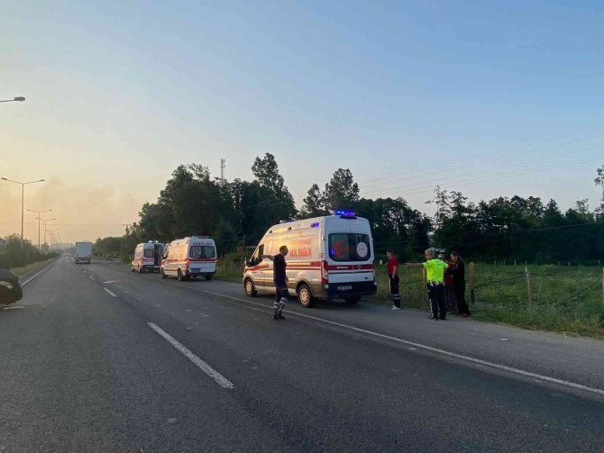 Samsun’da Otomobil Takla Attı: 4 Yaralı