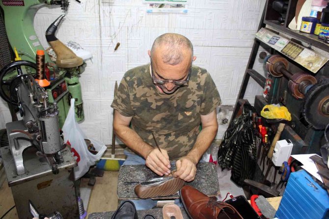 Çıraklıkla Başladığı Mesleğini 33 Yıldır Sürdürüyor