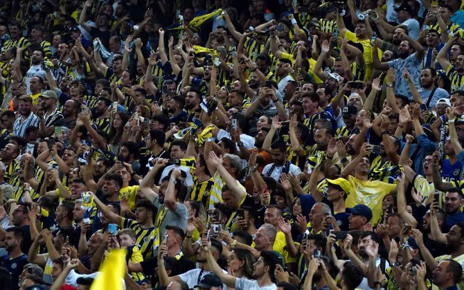 Uefa Avrupa Ligi: Fenerbahçe: 2 - Austria Wien: 1 (İ̇lk Yarı)