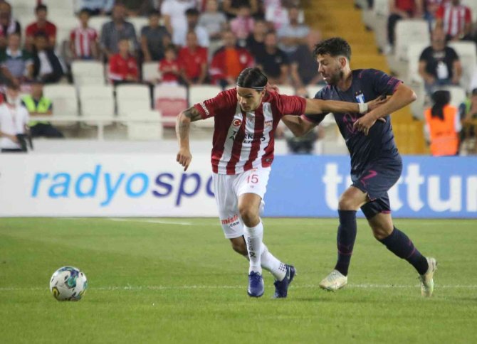Uefa Avrupa Ligi: Sivasspor: 0 - Malmö: 0 (İ̇lk Yarı)