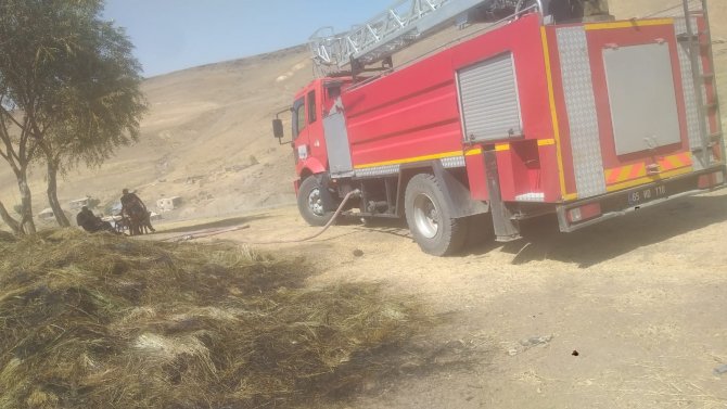 Özalp’te Ot Yangını Kontrol Altına Alındı